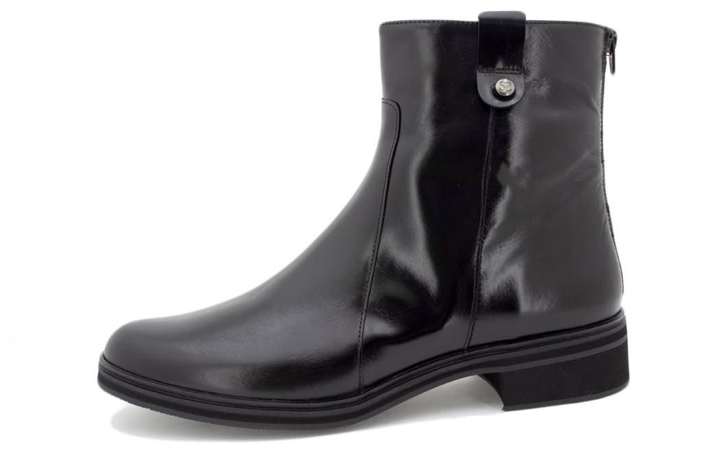 Black Leather Ankle boot 225348