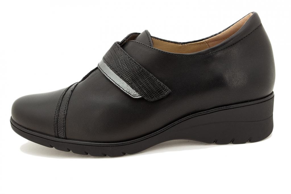 Black Leather Velcro shoe 235952