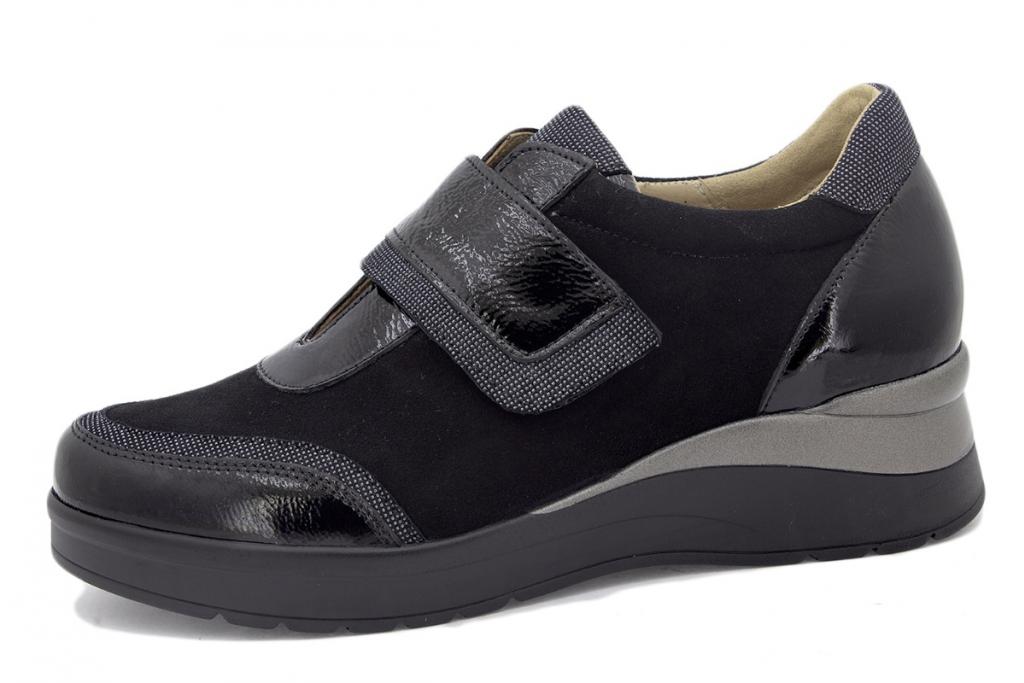 Black Patent Velcro shoe 235752